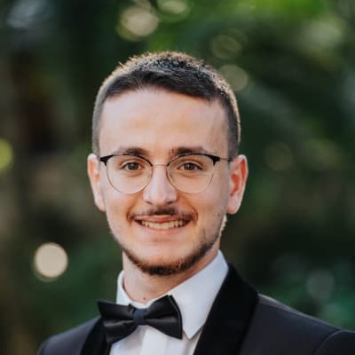 Portrait de Aron Scemama